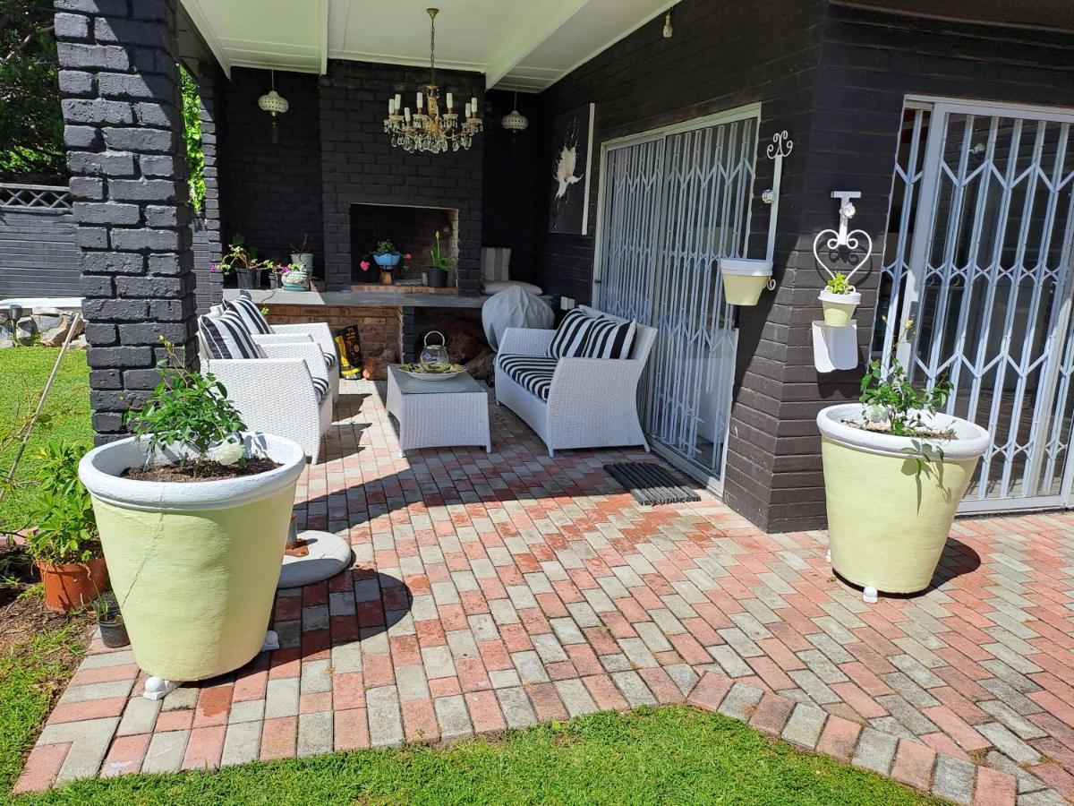 Milky Way Executive Suite Hermanus Exterior foto